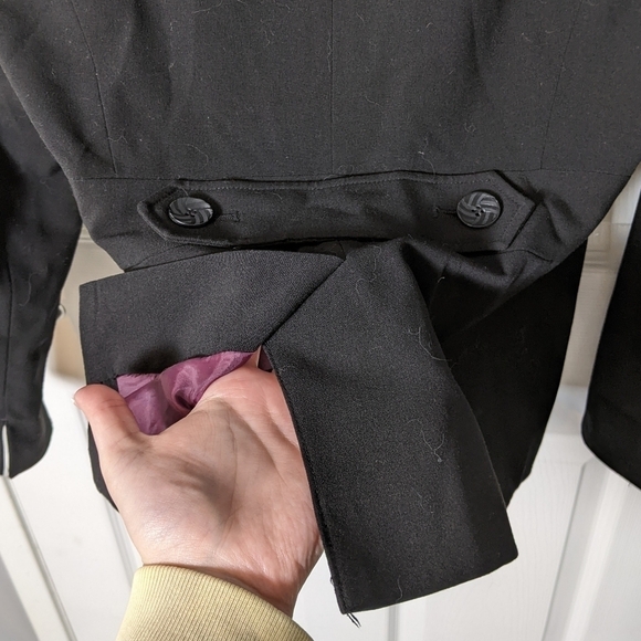 Vintage Maroon Lined Larry Levine Classics Single Button Black Blazer Size 8 - Picture 7 of 9